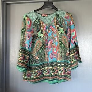 Olive Hill Women's Pullover Top Lace Up V-Neck 3/4 Slit Sleeves sz M